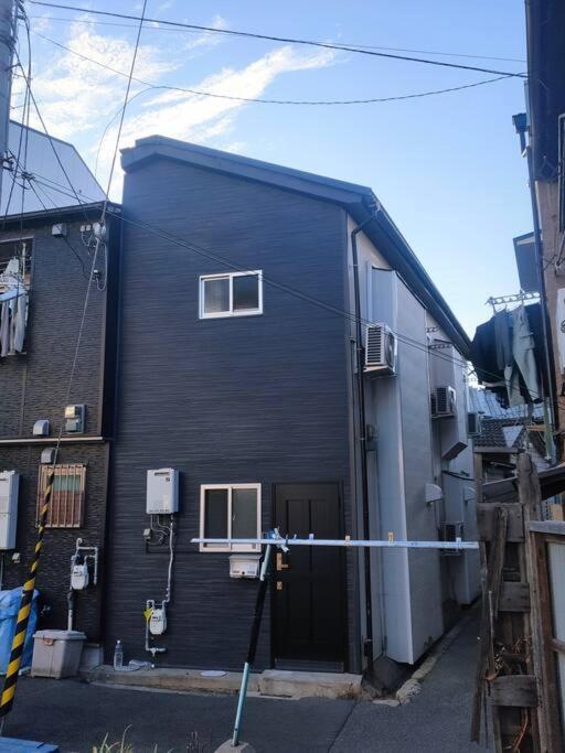 Tsudoi 集 - 5 Bed Rooms, Max 11, 2 Bath Rooms, 1hr To Kix, 30min To Namba, 2-bldg Connected Private House * 大阪市