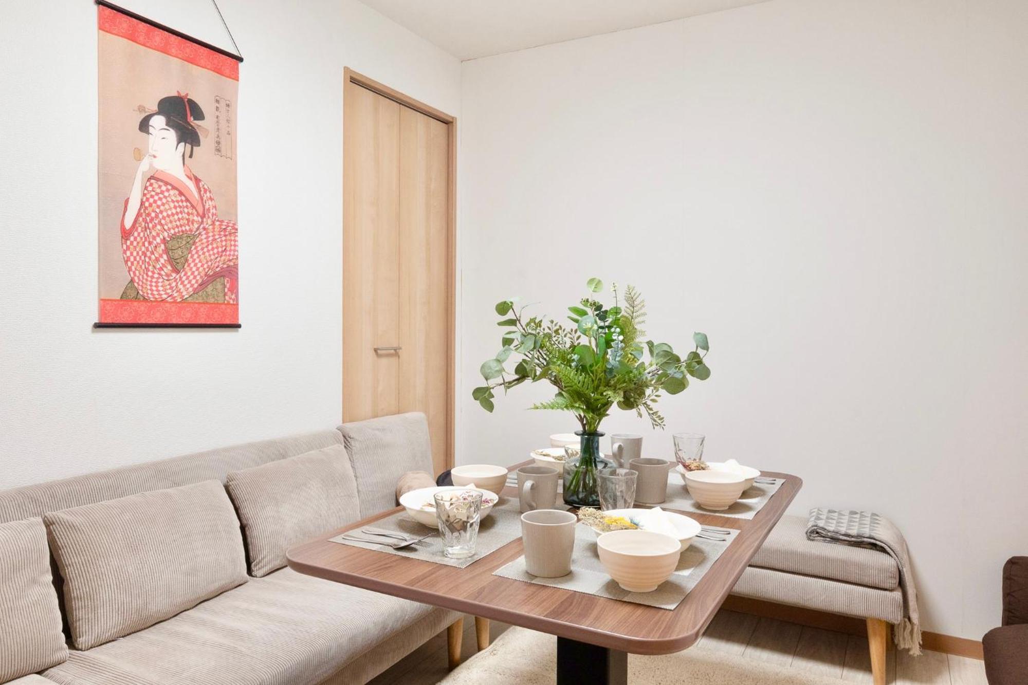 Tsudoi 集 - 5 Bed Rooms, Max 11, 2 Bath Rooms, 1hr To Kix, 30min To Namba, 2-bldg Connected Private House อพาร์ทเม้น โอซาก้า