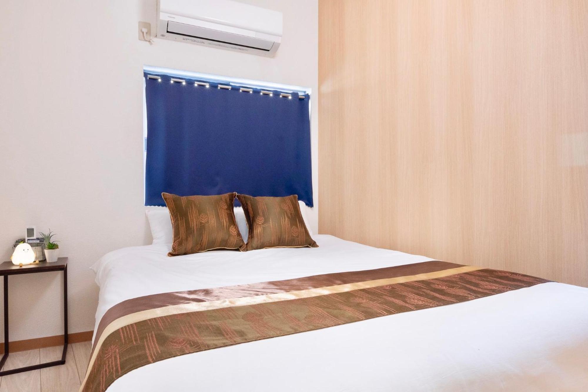 อพาร์ทเม้น Tsudoi 集 - 5 Bed Rooms, Max 11, 2 Bath Rooms, 1hr To Kix, 30min To Namba, 2-bldg Connected Private House โอซาก้า